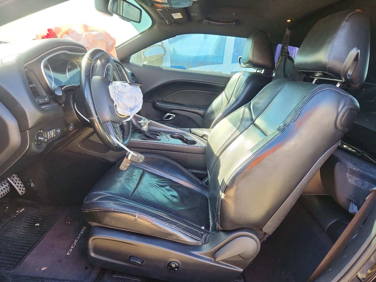 2017 DODGE Challenger