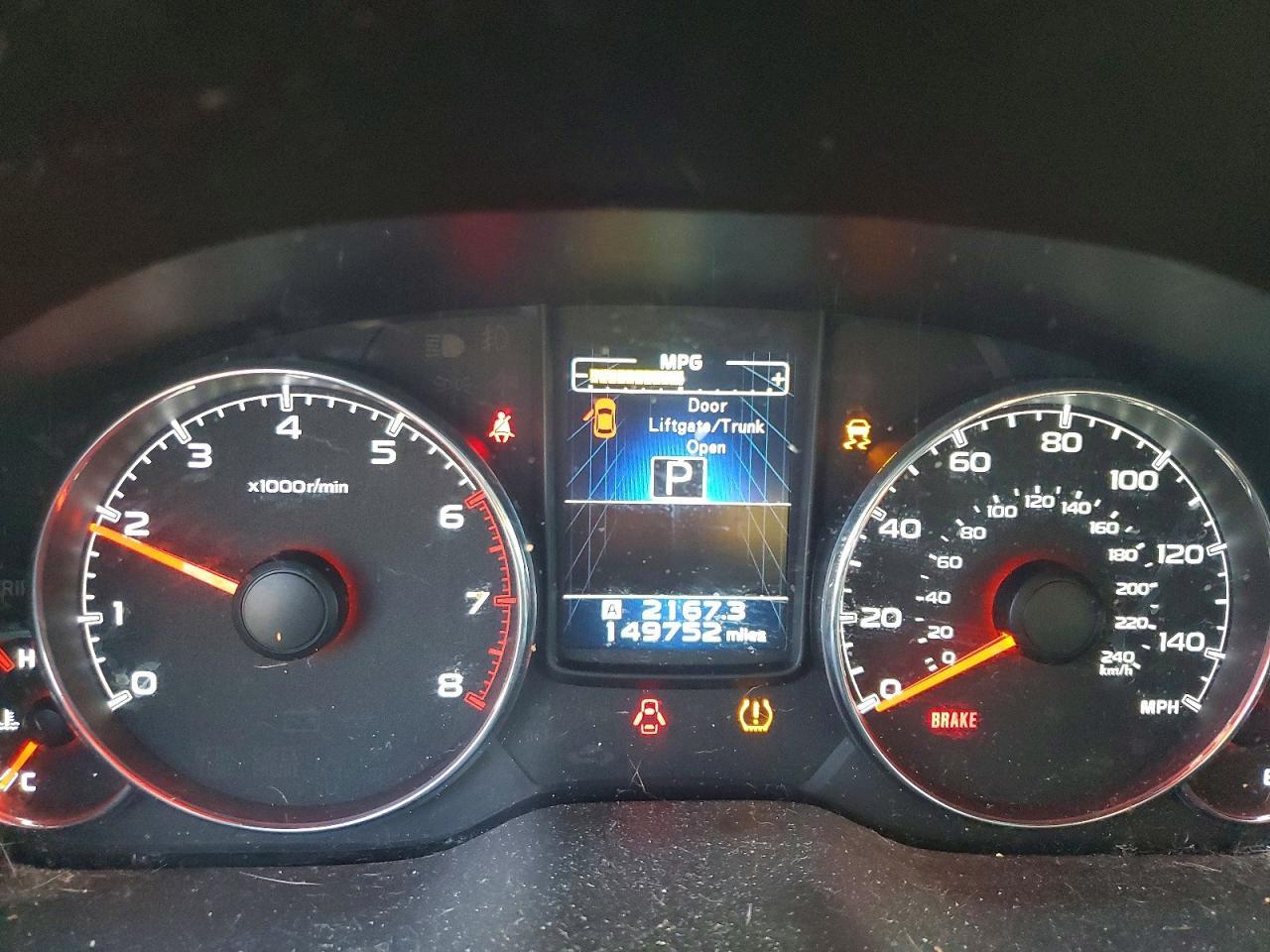 2014 SUBARU Legacy
