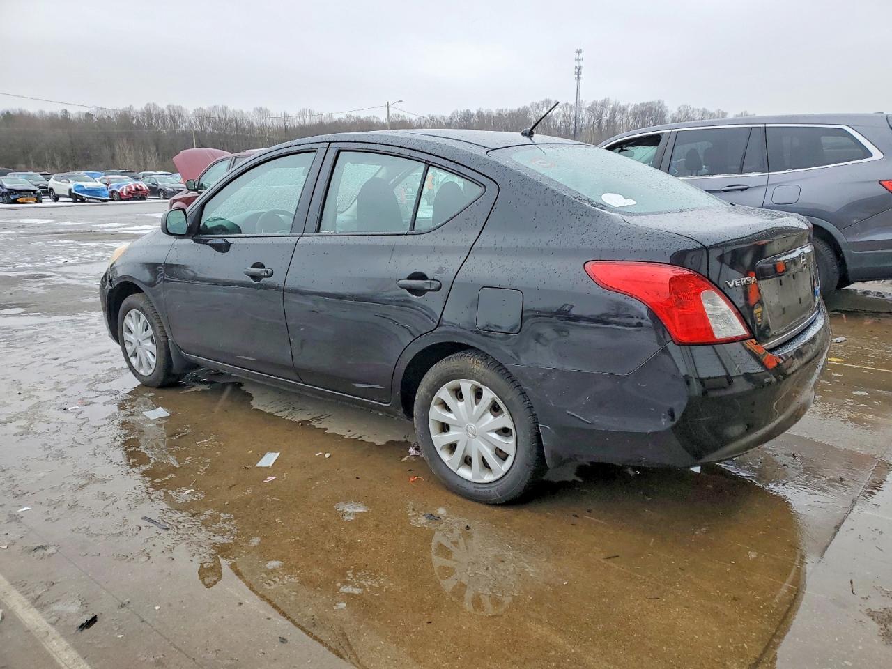 2014 NISSAN VERSA