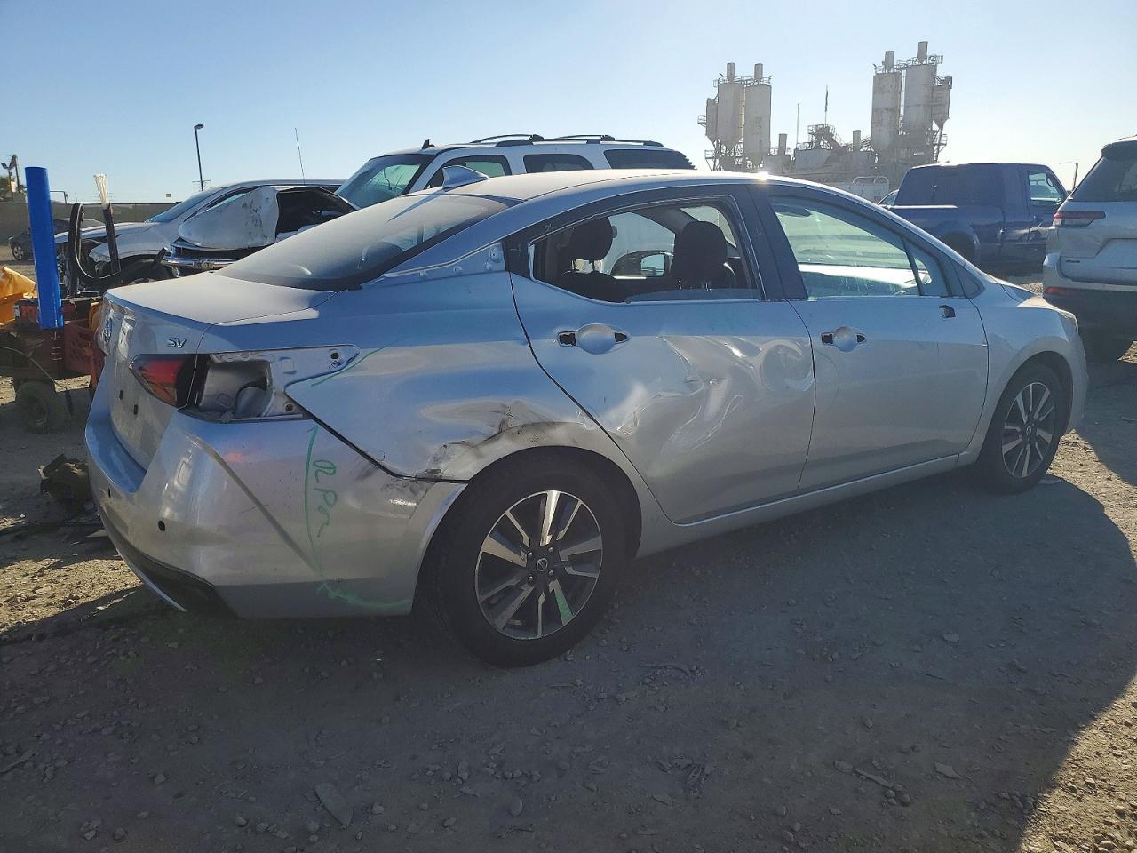 2021 NISSAN VERSA