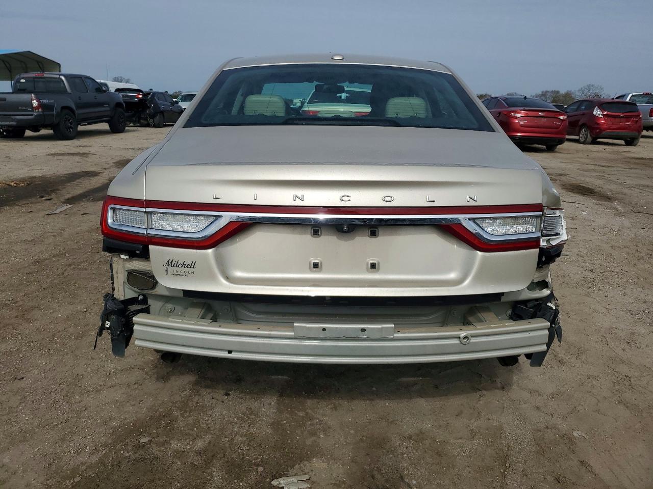 2017 LINCOLN Continental