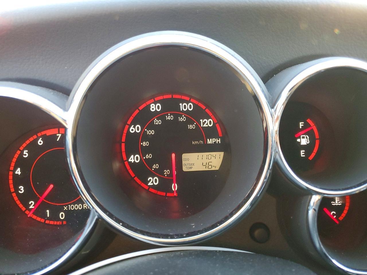 2004 PONTIAC VIBE