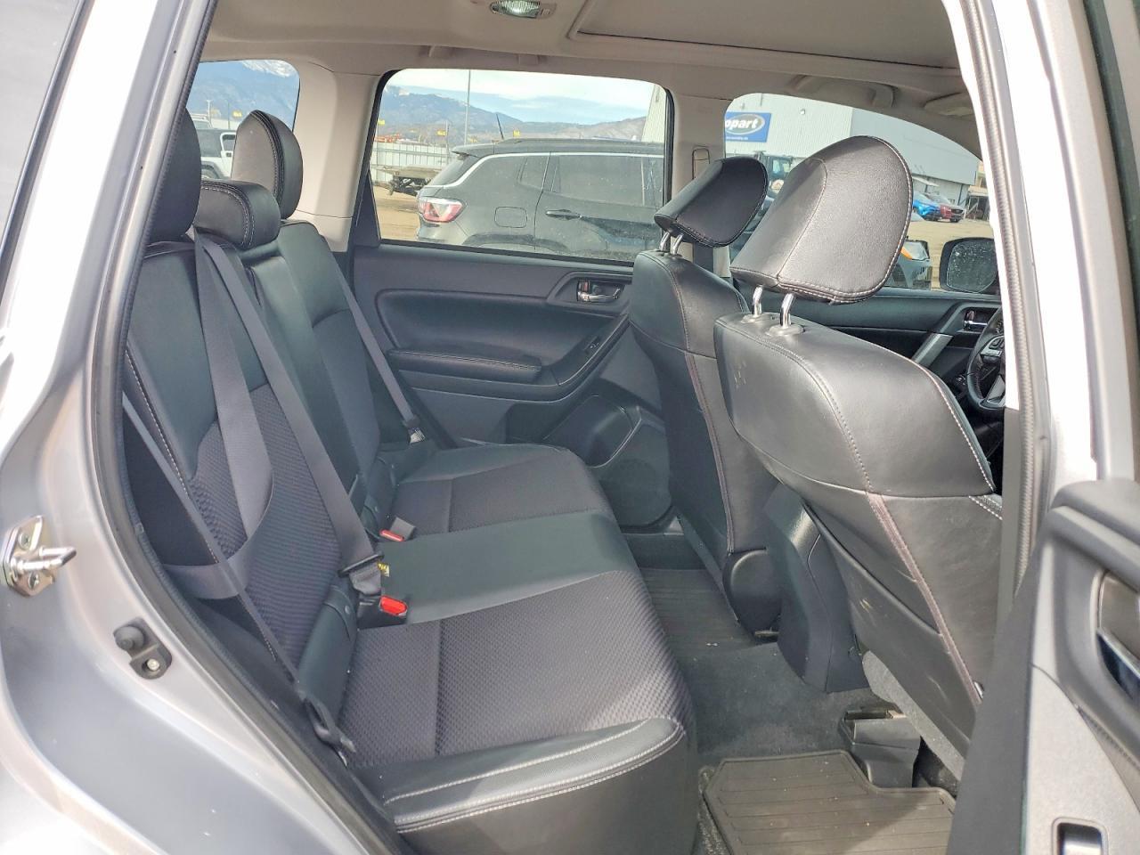 2018 SUBARU FORESTER