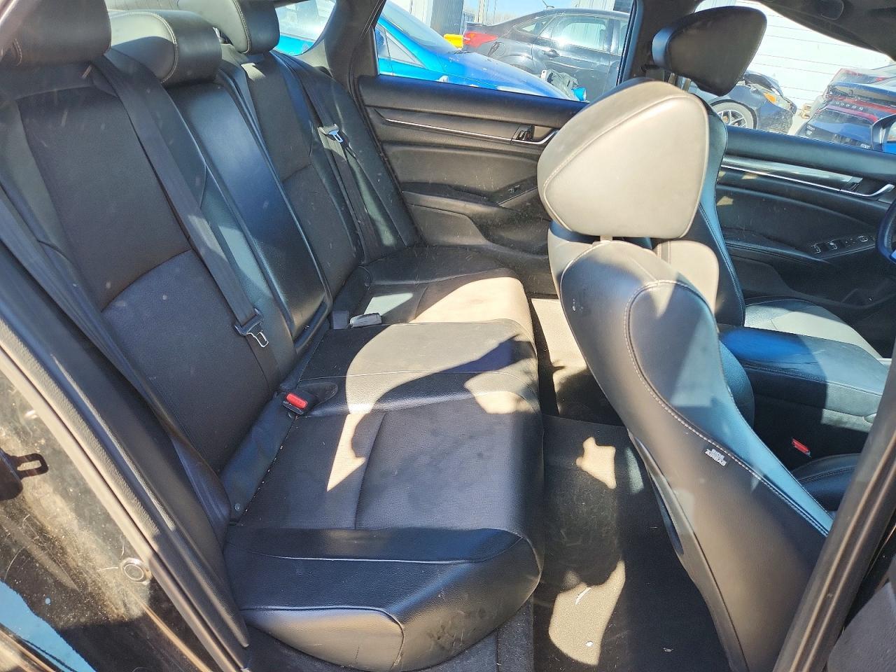 2018 HONDA ACCORD