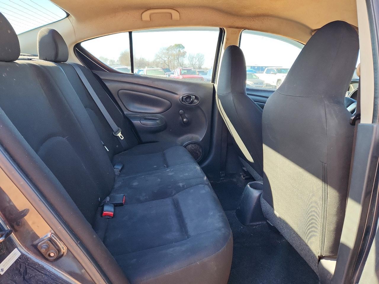 2017 NISSAN VERSA