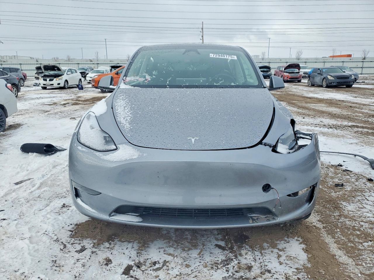 2024 TESLA MODEL Y