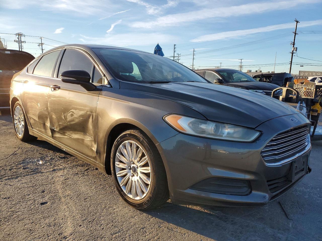 2016 FORD FUSION