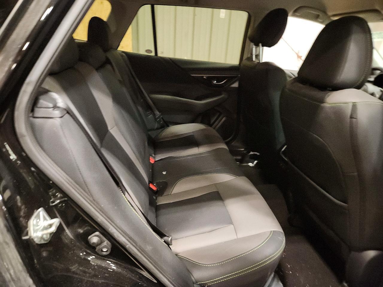 2021 SUBARU Outback