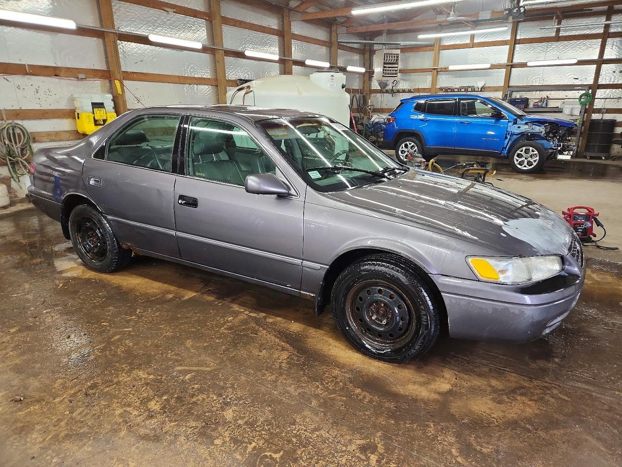 1998 TOYOTA CAMRY