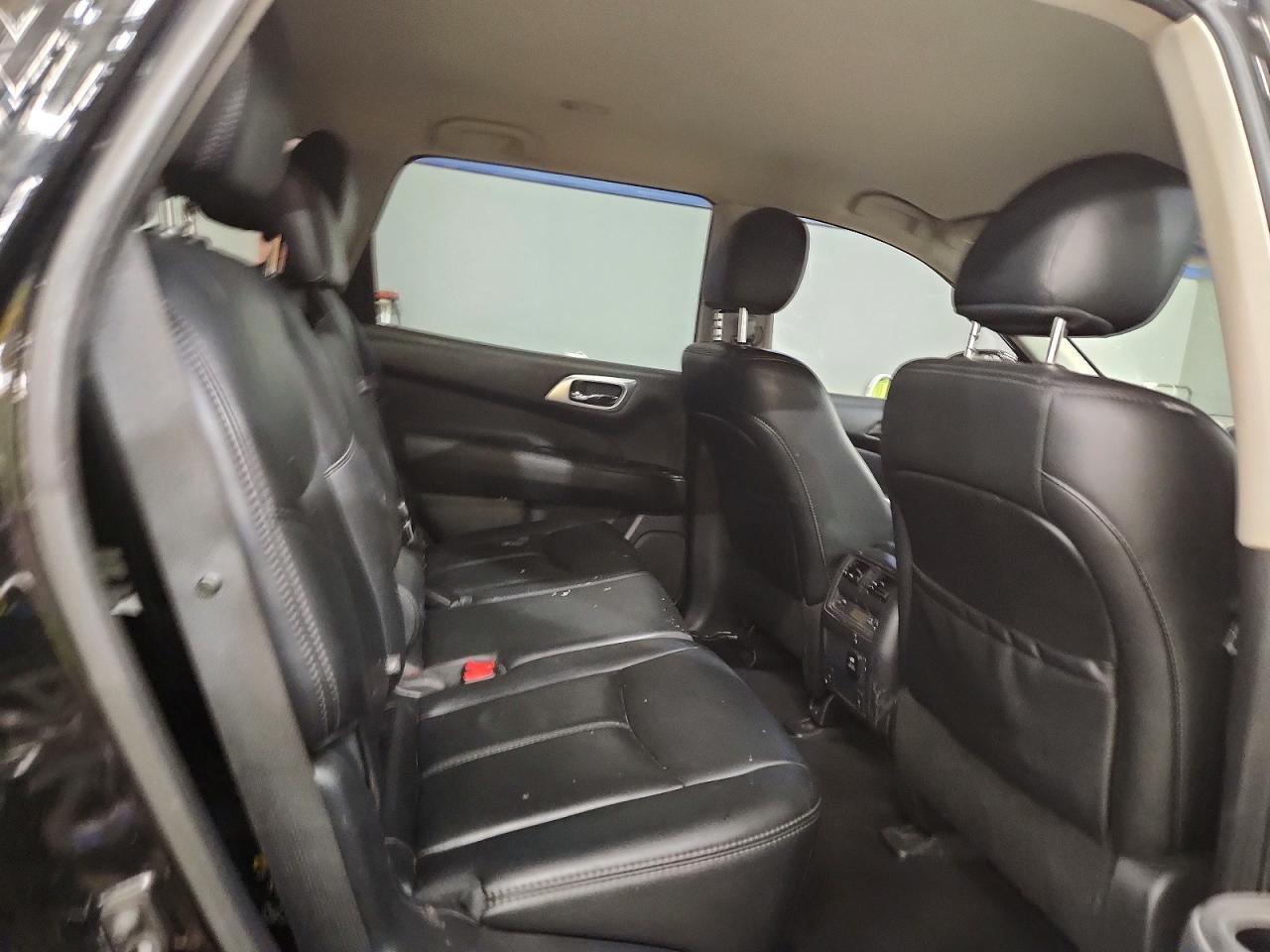 2016 NISSAN PATHFINDER