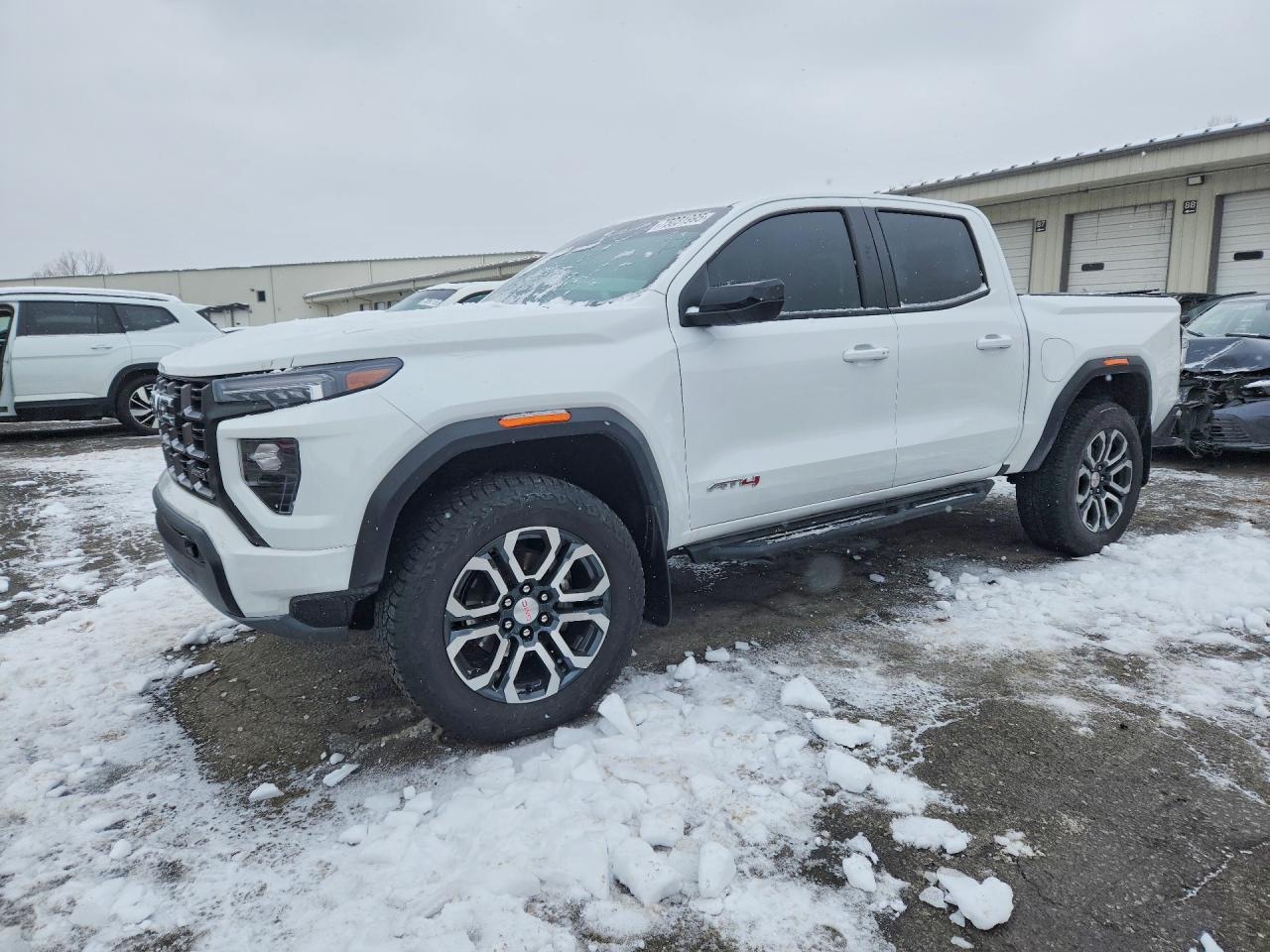 2024 GMC CANYON