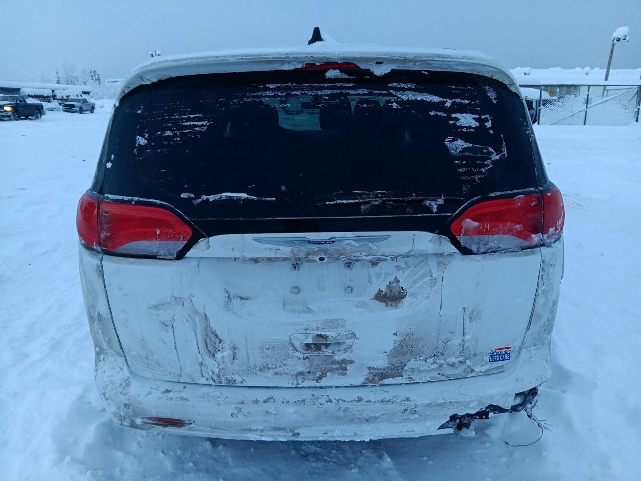 2020 CHRYSLER Voyager