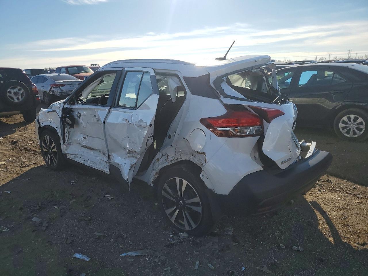 2019 NISSAN KICKS