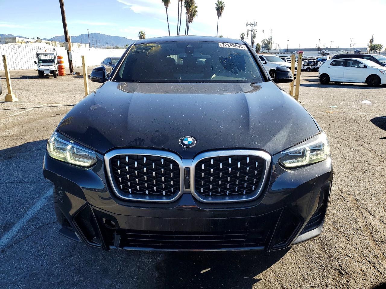 2023 BMW X4