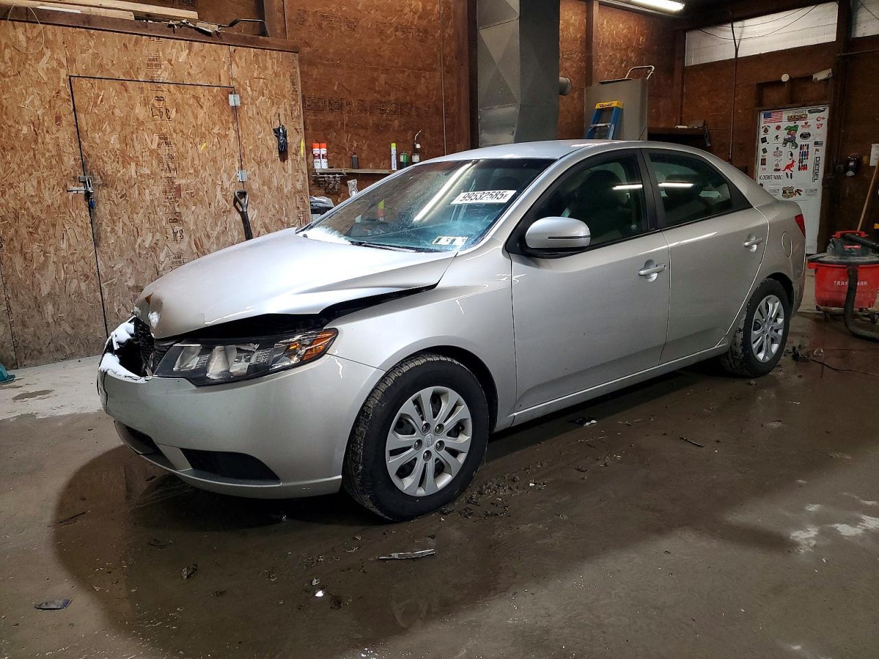 2013 KIA FORTE