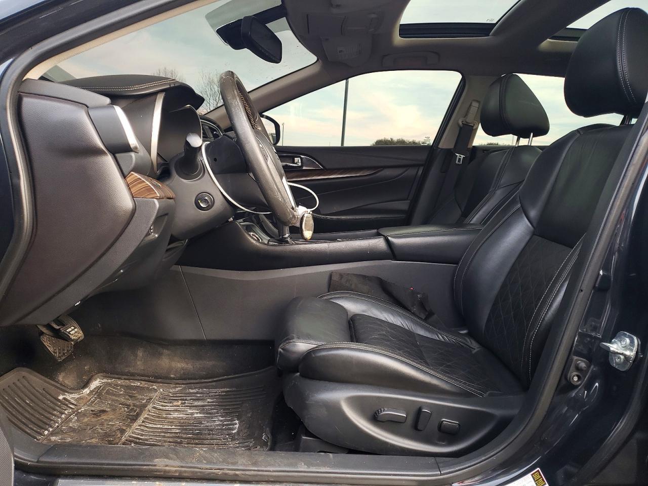 2017 NISSAN Maxima