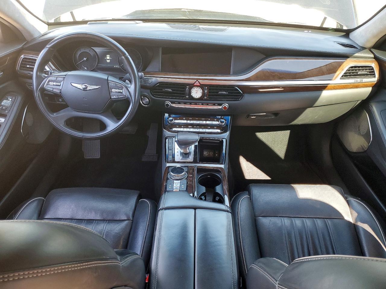 2019 GENESIS G90