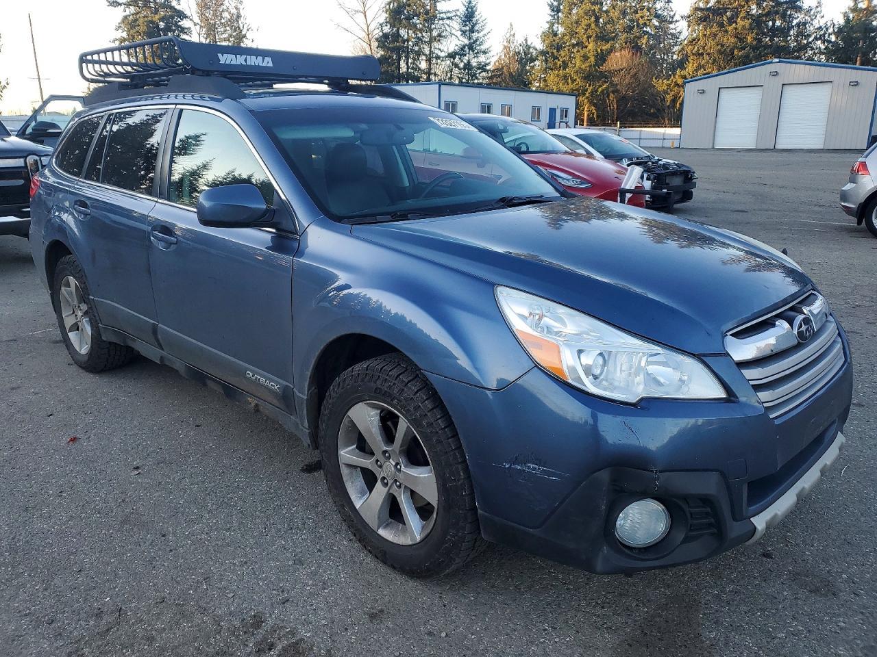 2013 SUBARU Outback