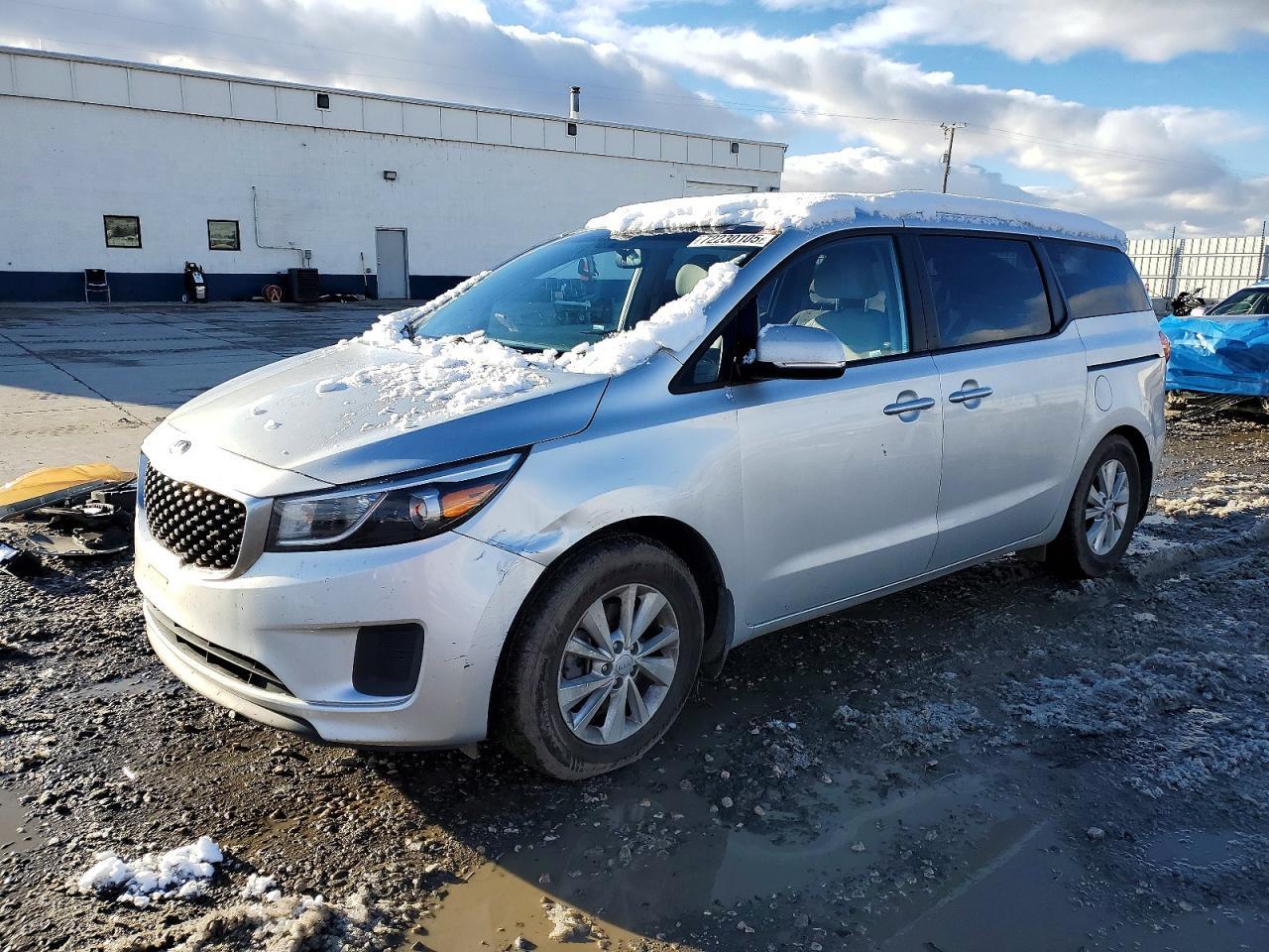 2016 KIA SEDONA