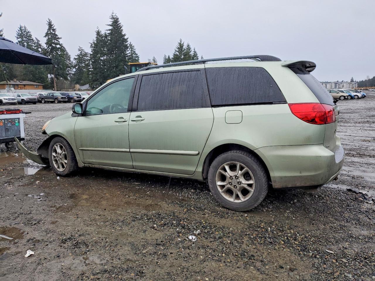 2006 TOYOTA SIENNA