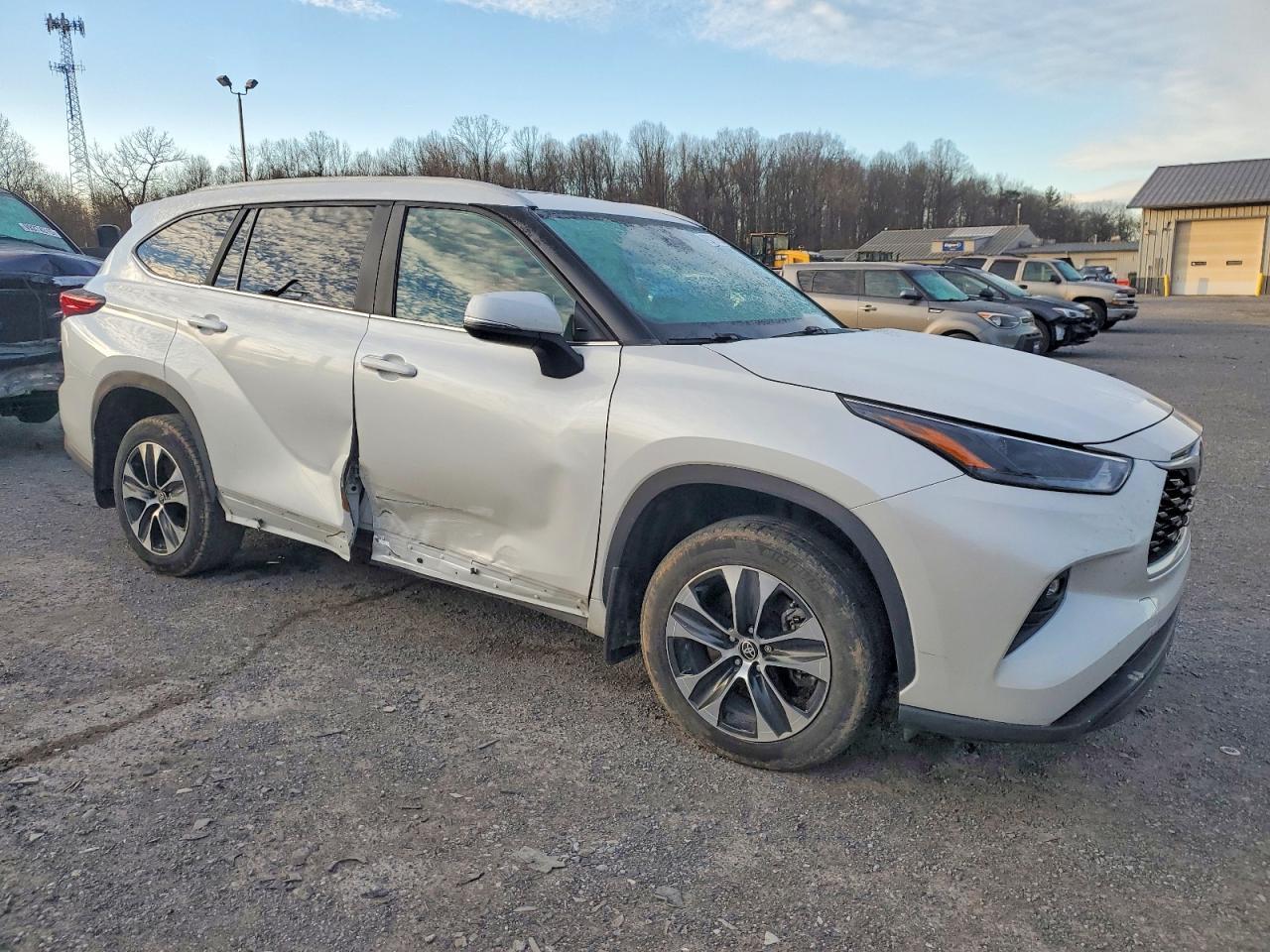 2023 TOYOTA HIGHLANDER