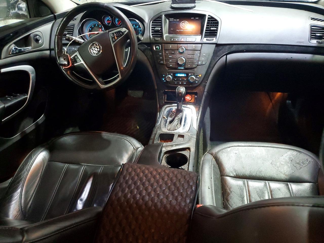 2013 BUICK Regal