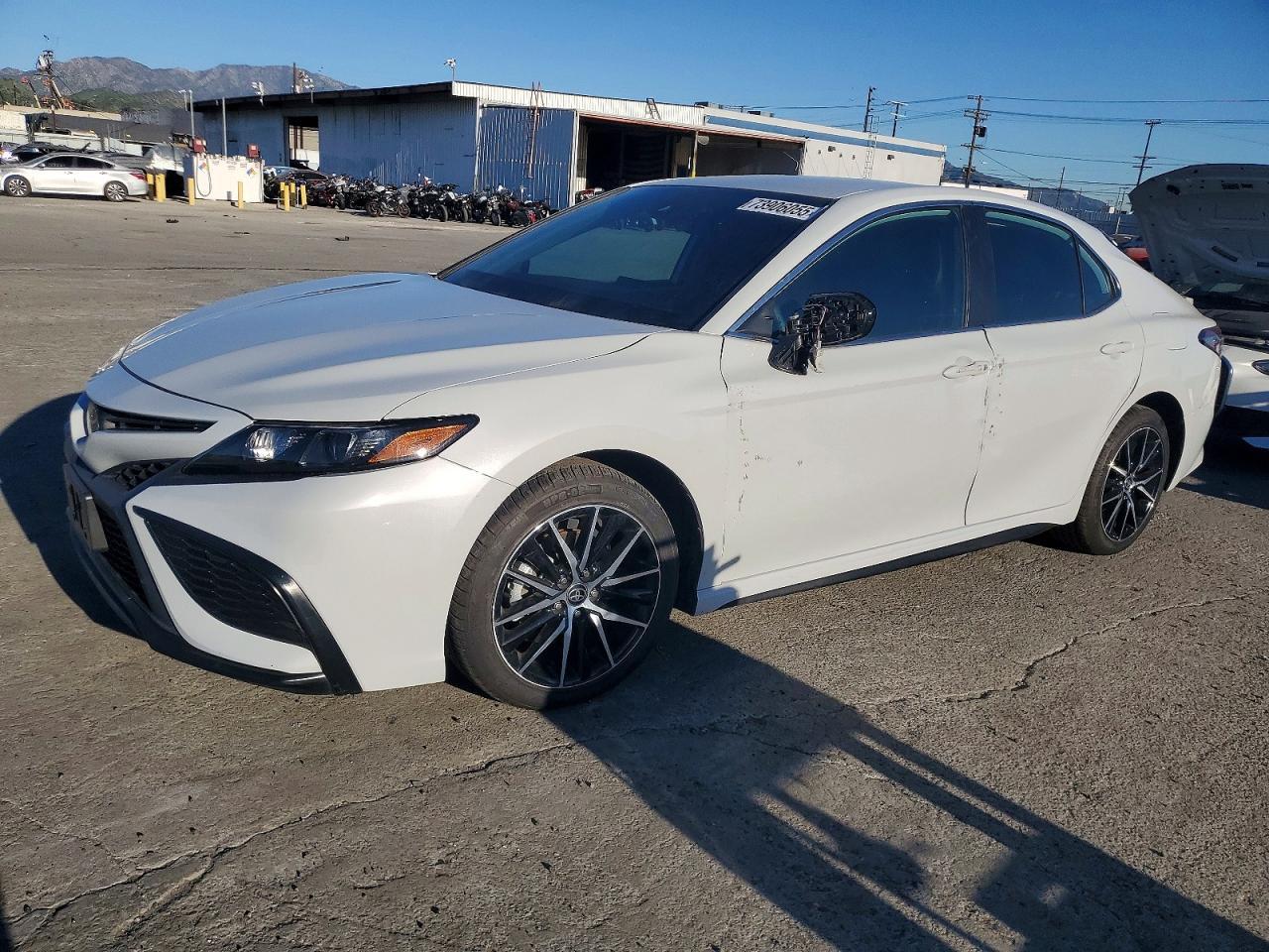 2023 TOYOTA CAMRY