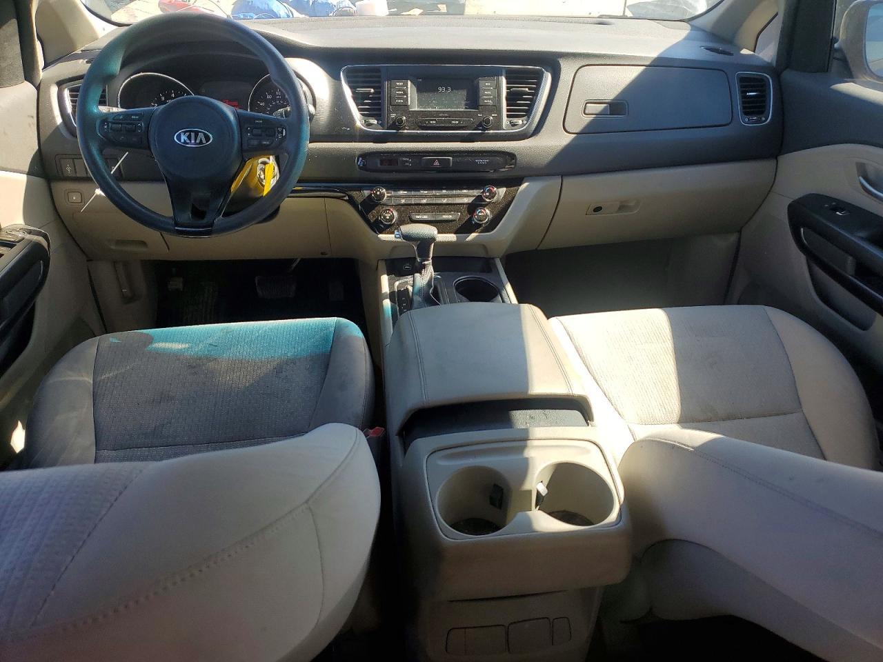 2017 KIA SEDONA