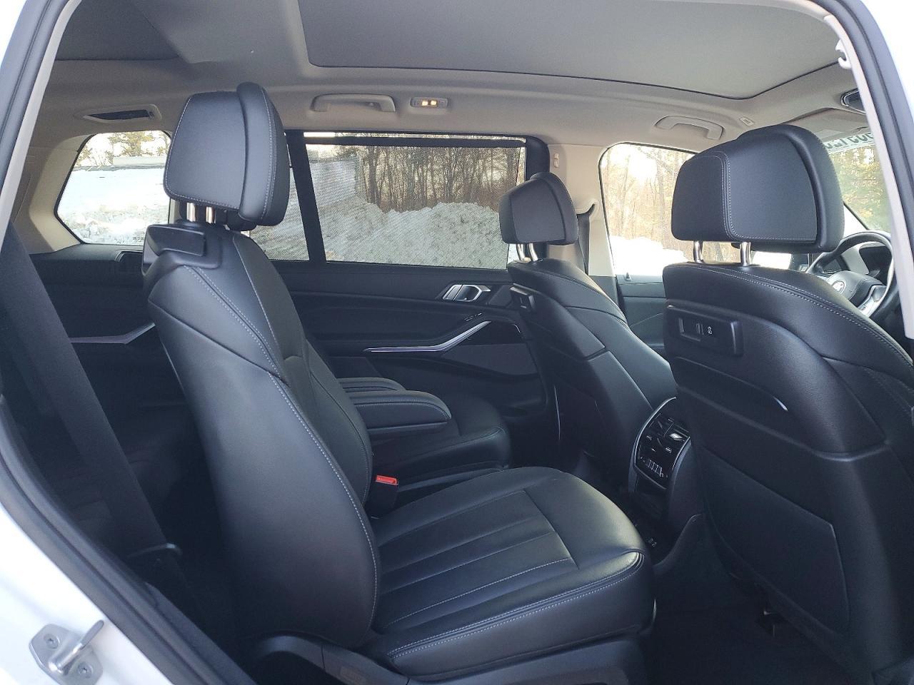 2021 BMW X7
