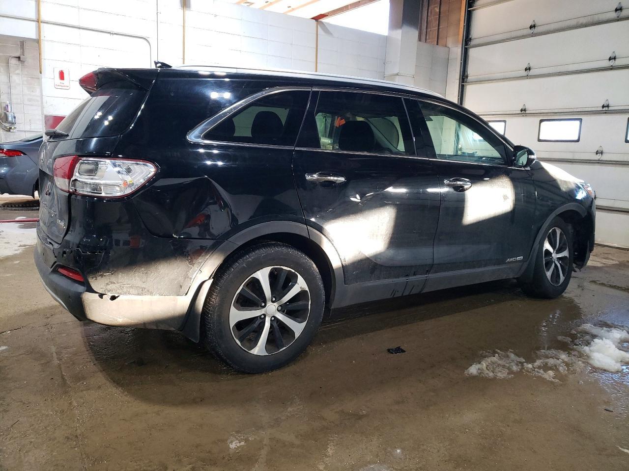 2016 KIA SORENTO