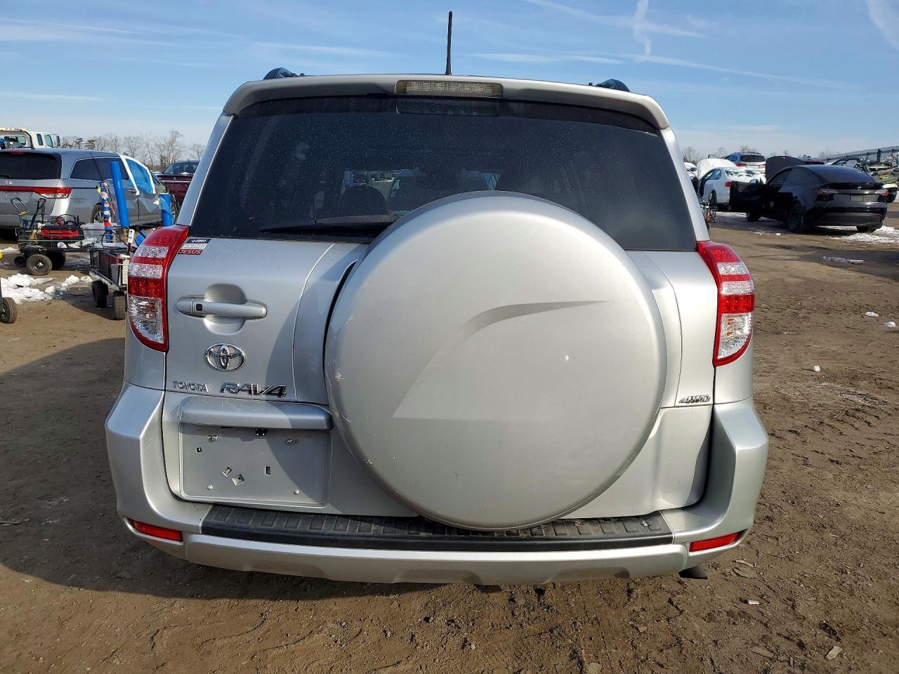 2009 TOYOTA RAV4