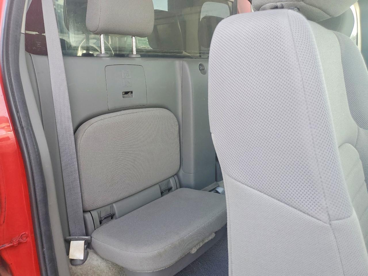 2017 NISSAN Frontier