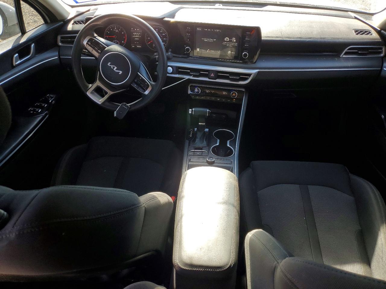 2022 KIA K5