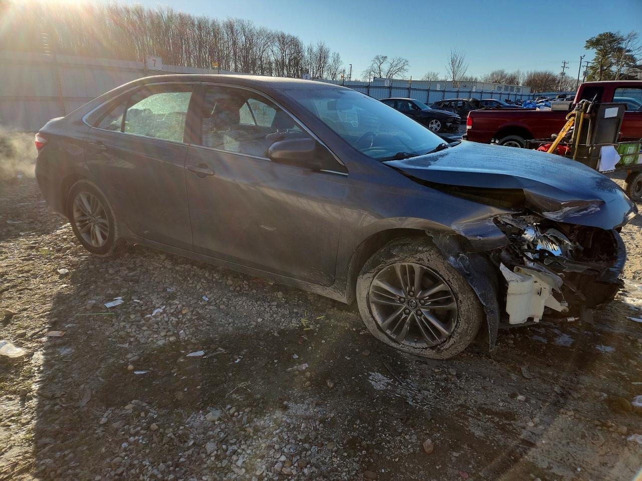 2016 TOYOTA CAMRY