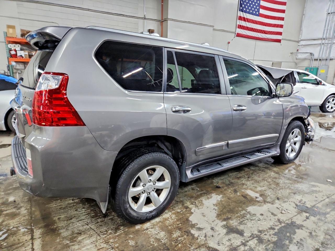 2013 LEXUS GX 460