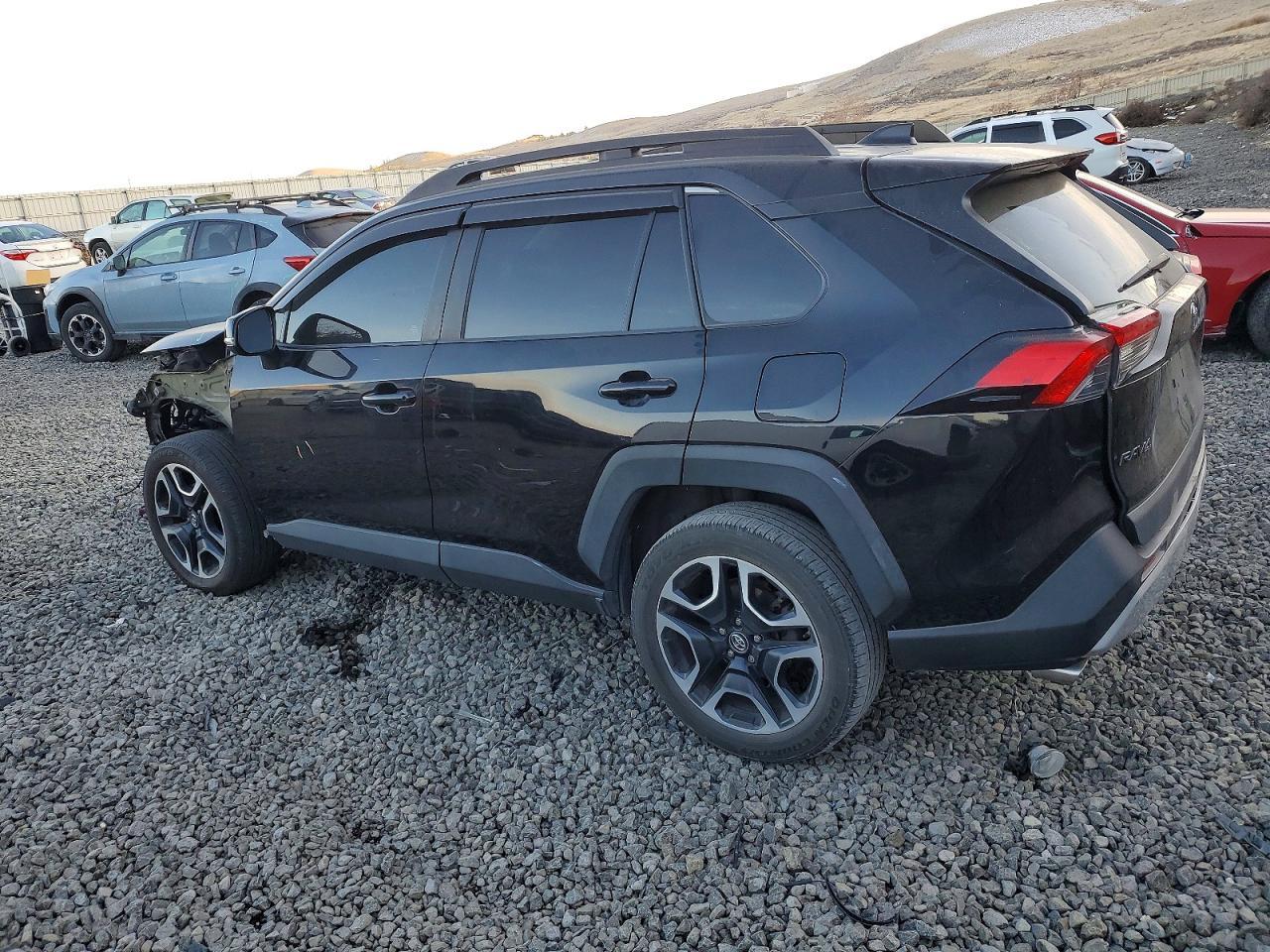 2019 TOYOTA RAV4
