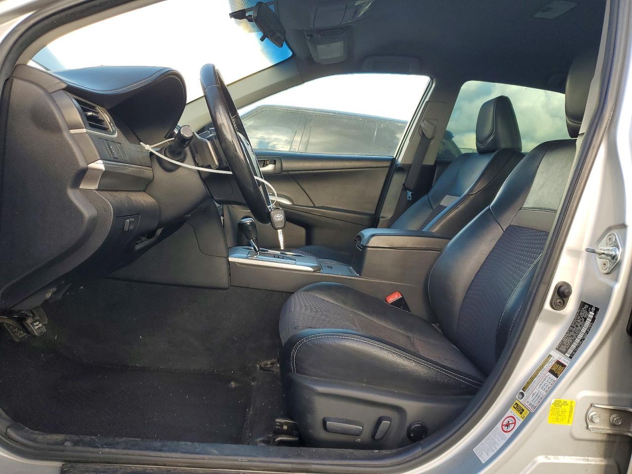 2012 TOYOTA CAMRY