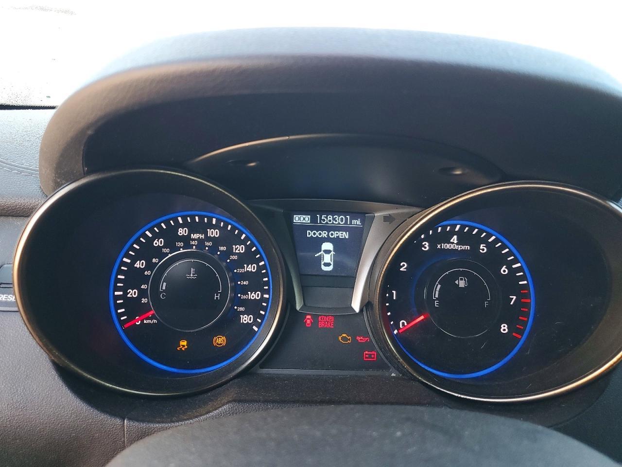 2013 HYUNDAI GENESIS