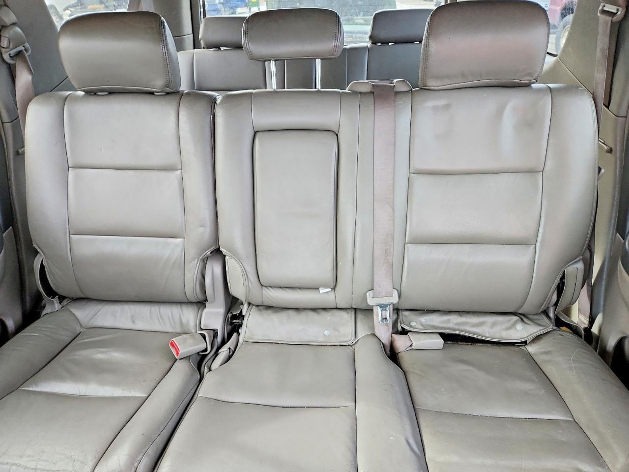 2006 TOYOTA Sequoia