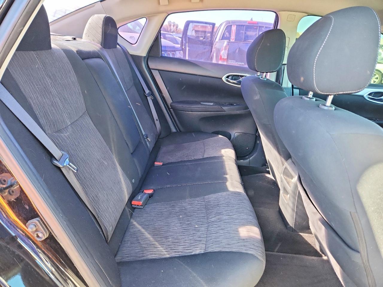 2015 NISSAN SENTRA