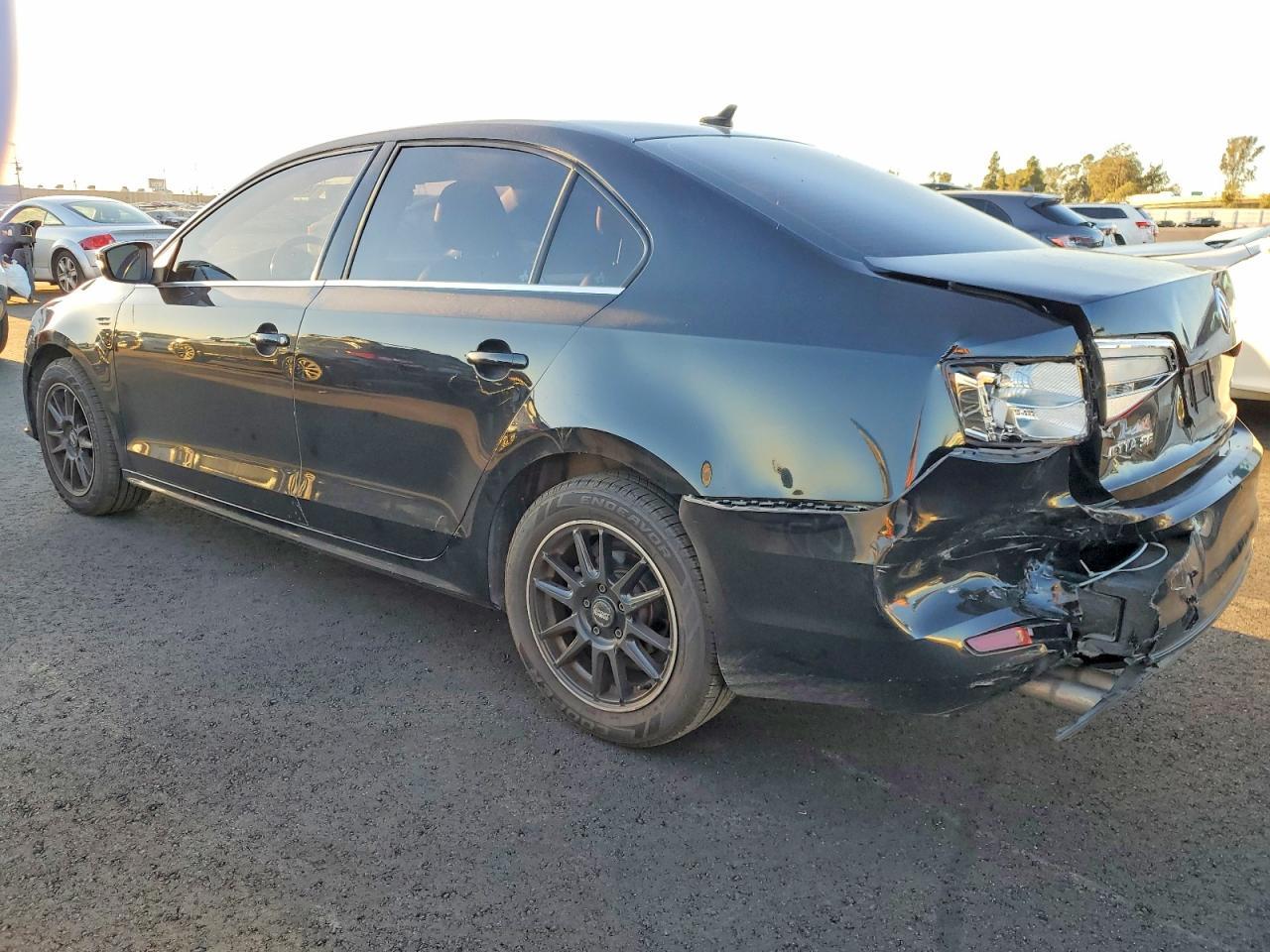 2015 VOLKSWAGEN JETTA