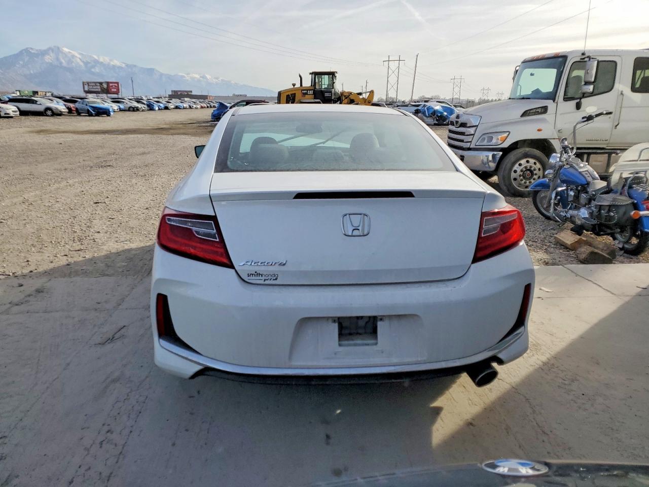 2017 HONDA ACCORD