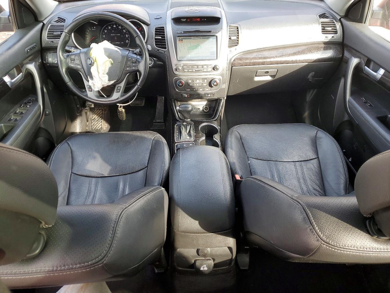 2014 KIA SORENTO