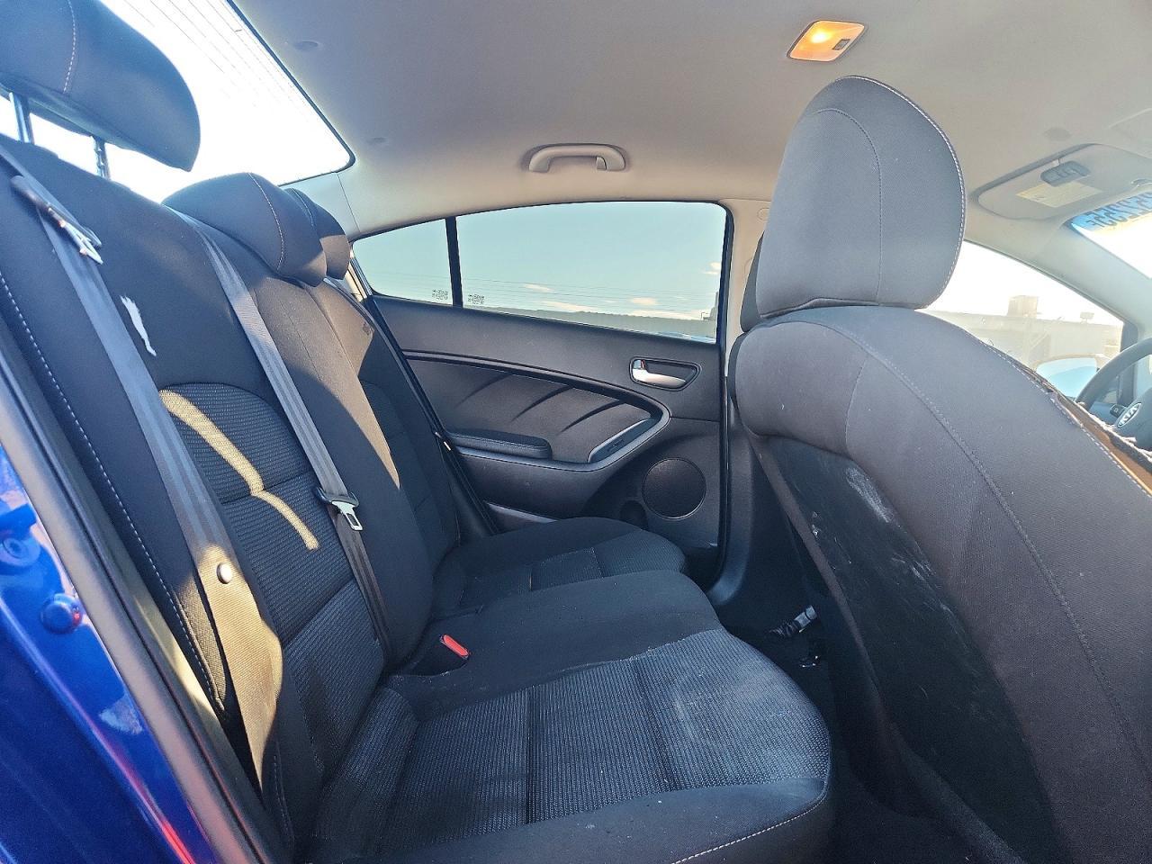 2017 KIA FORTE
