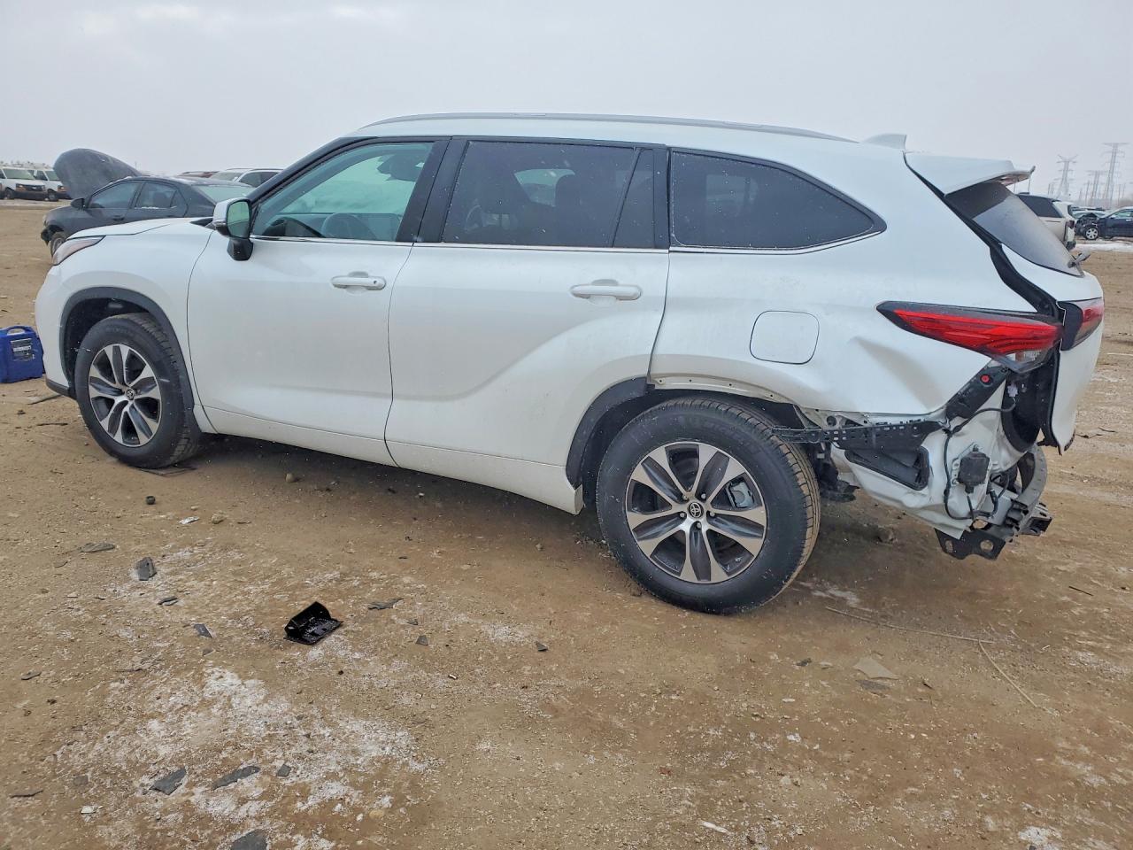 2022 TOYOTA HIGHLANDER