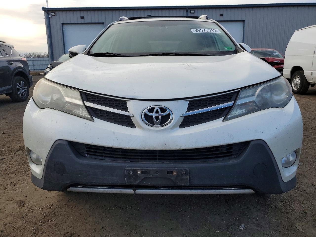 2015 TOYOTA RAV4