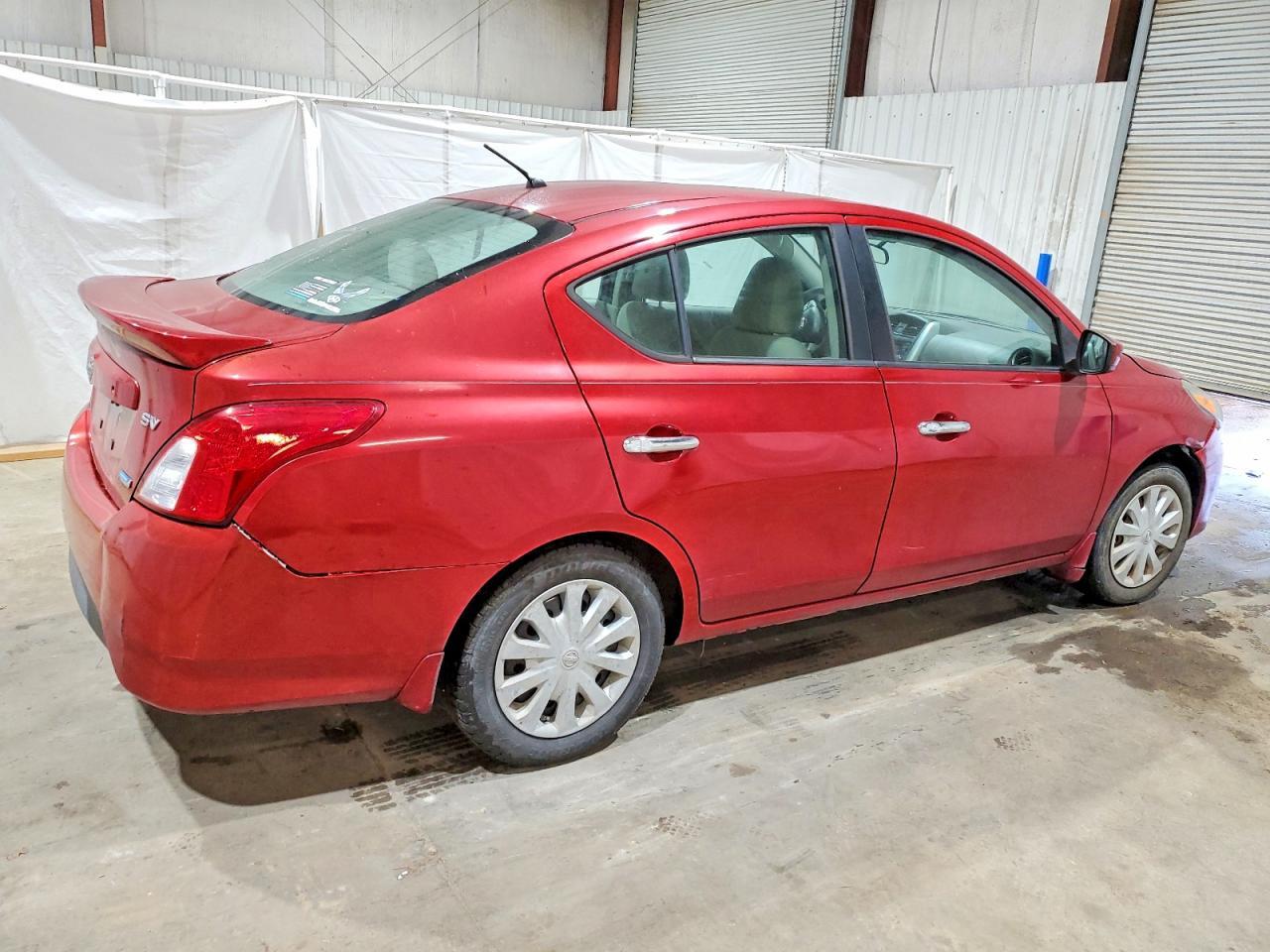 2015 NISSAN VERSA