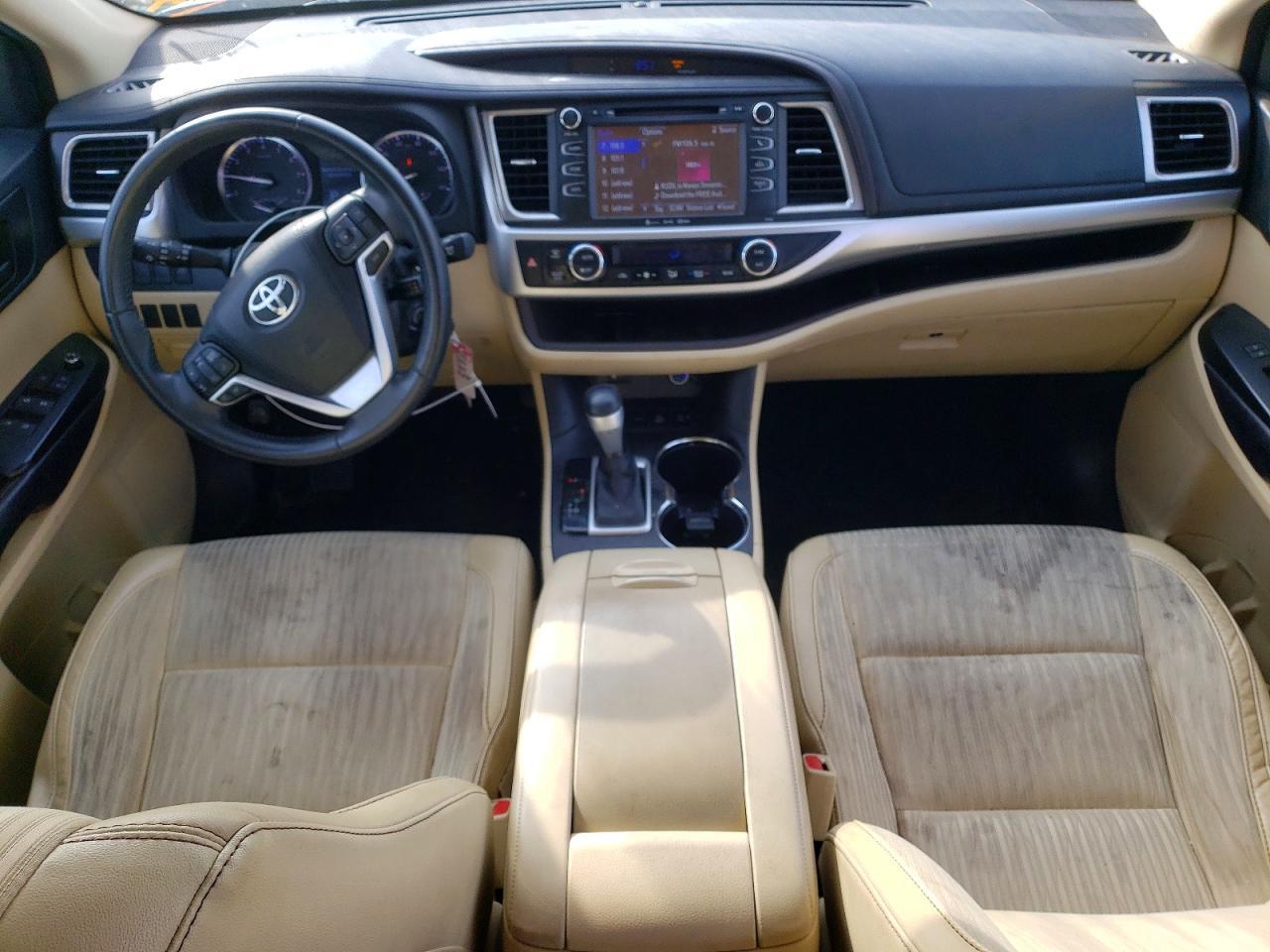 2016 TOYOTA HIGHLANDER