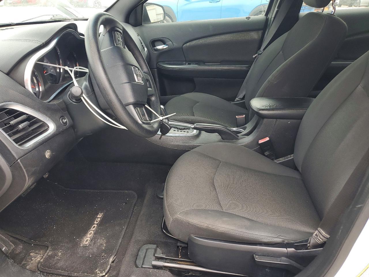 2014 DODGE Avenger