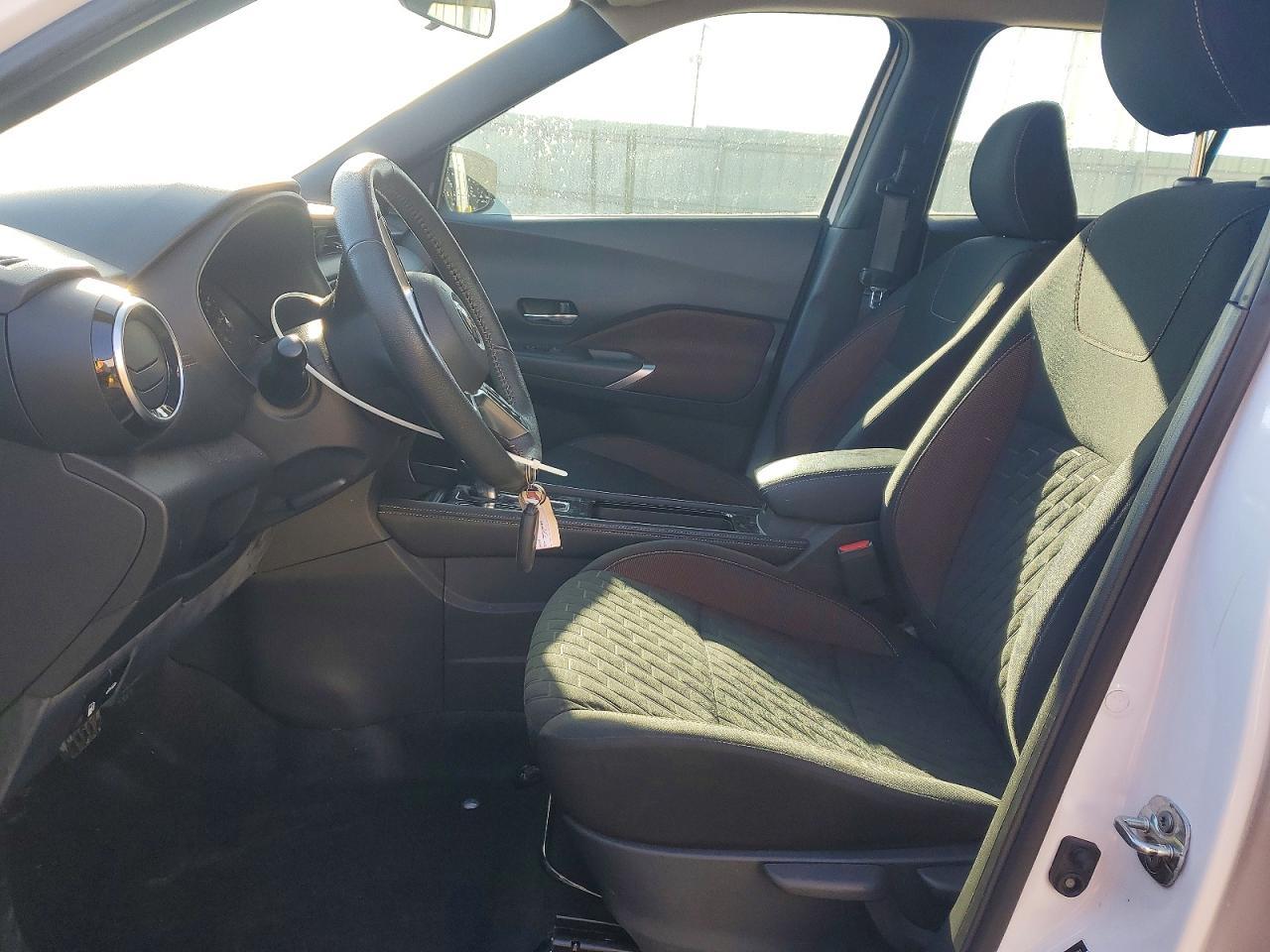 2021 NISSAN KICKS
